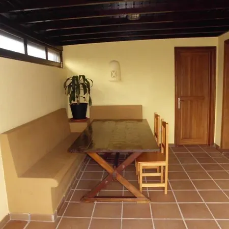 Playa Blanca Sleeps 4 Pool Wifi
